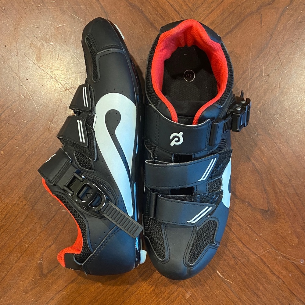Womens Peloton Black Cycling Sneakers Shoes with Red Lining and White Logos